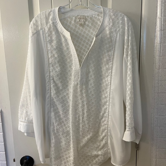 WOMEN'S TUNIC TOP FROM CHICO'S - Picture 1 of 2